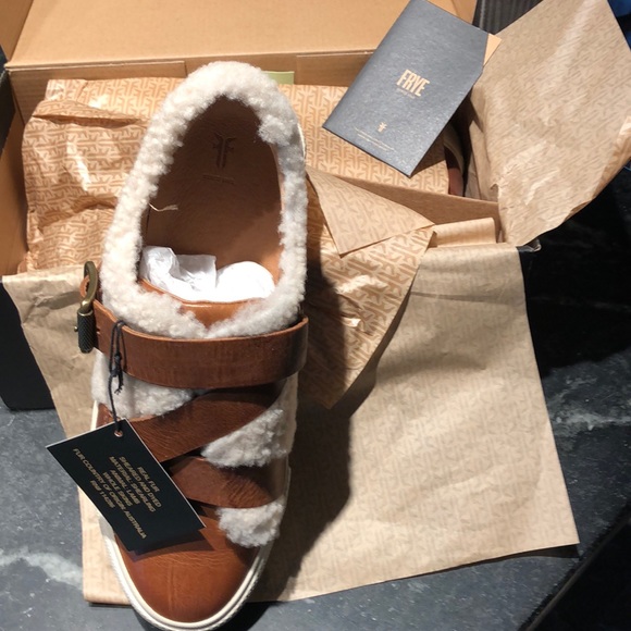 frye gia moto low shoes